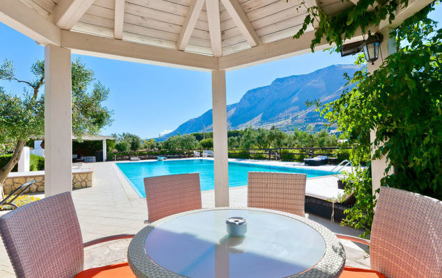 Tenute Aversa - Photo 2